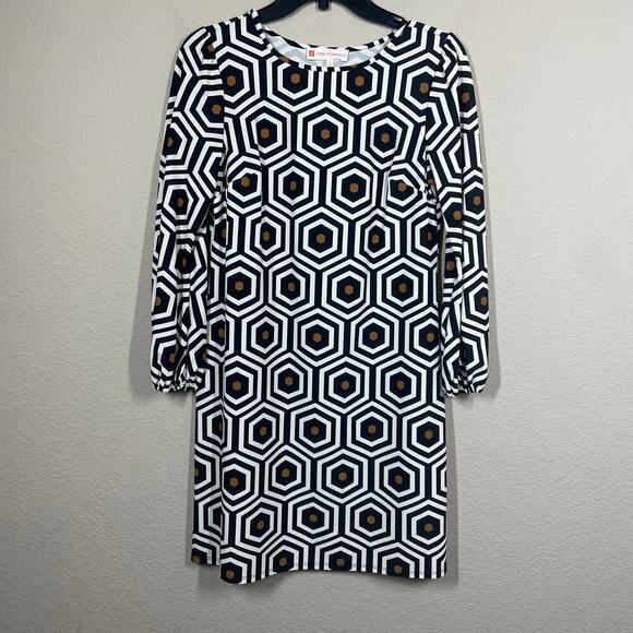Jude Connally Dresses & Skirts - Jude Connally Small Geo Honeycomb Shift Dress Black White Crew Neck Long Sleeves